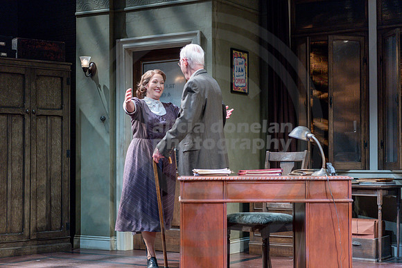 2021-11-30 PBD 'The People Downstairs' DR-1198