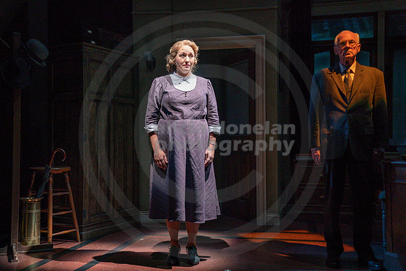 2021-11-30 PBD 'The People Downstairs' DR-1431