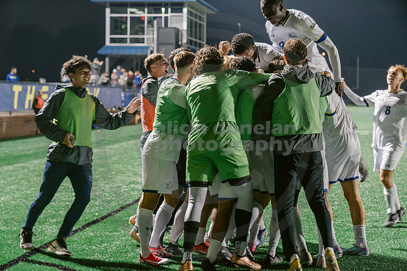 2023-12-2 LMSoc v. Fla Tech NCAA Elite 8-382