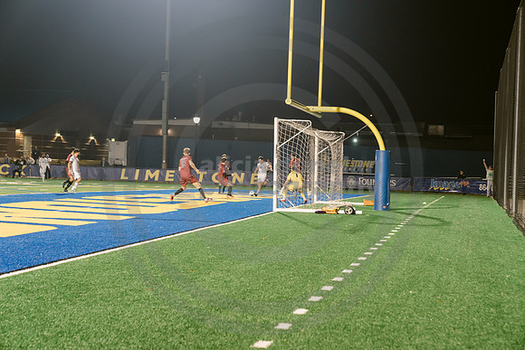 2023-12-2 LMSoc v. Fla Tech NCAA Elite 8-566