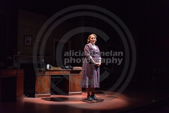 2021-11-30 PBD 'The People Downstairs' DR-1438