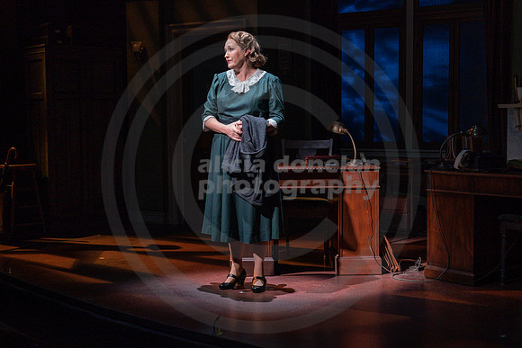 2021-11-30 PBD 'The People Downstairs' DR-472