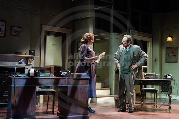 2021-11-30 PBD 'The People Downstairs' DR-1471